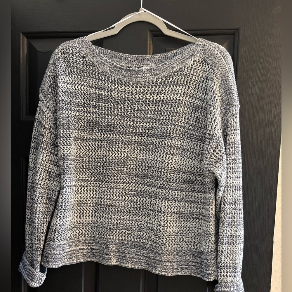 Old Navy Black and White Knit Sweater